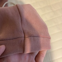 北浜引き渡し 赤色パーカーの画像