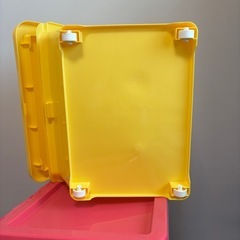 カラフル収納ボックス 3個セット（フタ付き／積み重ね可能）の画像