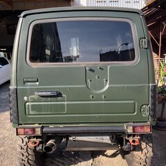 スペシャルカスタム！！ネオ・ヴィンテージ CAR★整備工場からの出品★売り切り！1993年モデル 5MT「スズキ  ジムニー ja11 改 ジムニー」（SUZUKI  JIMNY JA11 改 ジムニー ）「艶消し・アーミーグリーン」の画像