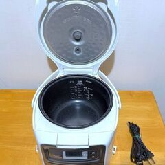【一人暮らし・３合】タイガー 炊飯器 マイコン炊飯ジャー コンパクト 少人数家庭 3合炊きタイプの画像