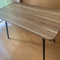 ダイニングテーブル(1〜2人用)※金額は応相談の画像