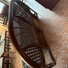 籐のソファ　クッション無しの画像