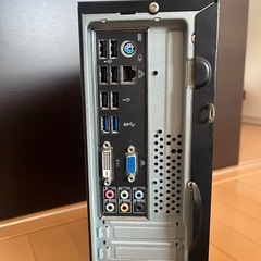 デスクトップ　パソコン　バードディスクなし　本体のみ
の画像