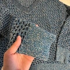 美品　Vネック デザインコットンニット　の画像