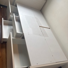 シングルホワイトベットフレームの画像