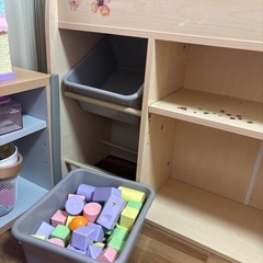 子ども　本棚兼おもちゃ棚の画像