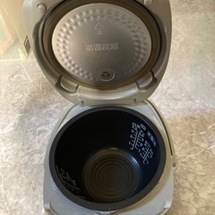 2009年製タイガ-炊飯器3合炊きの画像