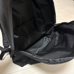 アディダス　リュック　黒の画像