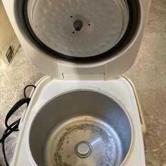 2020年製アイリス炊飯器5.5合炊きの画像