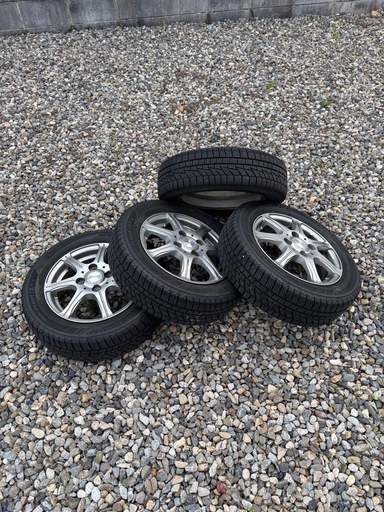 スタッドレスタイヤ　Ｎボックスで使ってました【決まりました】