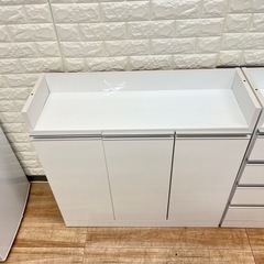 収納家具の画像