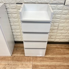 収納家具の画像