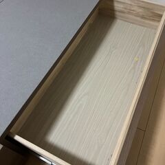 ☆a265　日本ベッド　２口コンセント付きの棚付ヘッドボードシングルベッドフレーム　ネイシェルフの画像