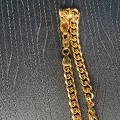 ゴールドネックレス刻印の画像