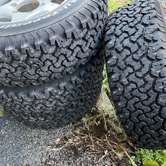 ハイエース　　スパイク　　２２５/７０R16　　　ジムニーの画像