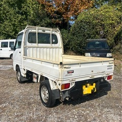 売約御礼！車検ほぼ取立て‼︎4WD!!低走行!!サンバートラック入庫です★の画像