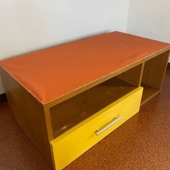 引き出し付きテレビ台　収納棚　車輪付き　ナチュラルウッドカラー　オレンジ　イエローの画像