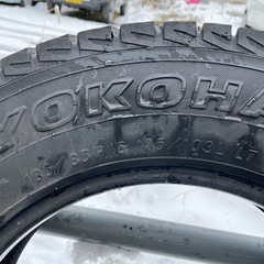 YOKOHAMA　ヨコハマタイヤ　スタッドレス　GEOLANDAR　i/T-S 185/85R16 スタッドレス　4本セットの画像