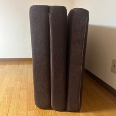 【新生活応援】シングル ブラウンマットレス 折り畳み三つ折 の画像