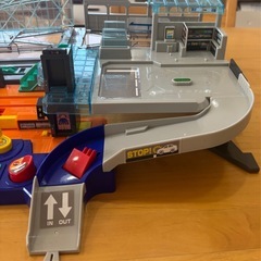 プラレール レバーでアクション＆サウンド！ビッグステーションの画像