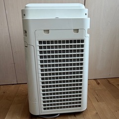SHARP シャープ  加湿空気清浄機  KC-G40-Wの画像