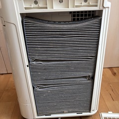 SHARP シャープ  加湿空気清浄機  KC-G40-Wの画像