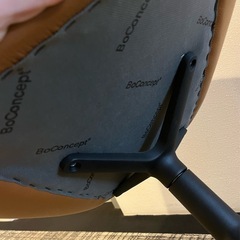 boconcept レザー使用モデルの画像
