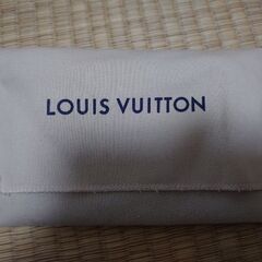 新品同様 ルイヴィトン ポーチ ヒナ用 モノグラムマヒナ レザー ノワール LOUIS VUITTONの画像