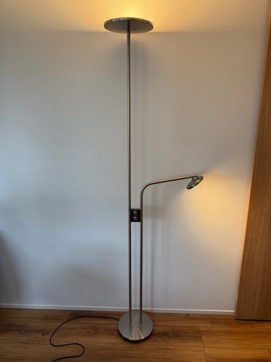 IKEA フロアランプ ISJAKT (イスヤクト)