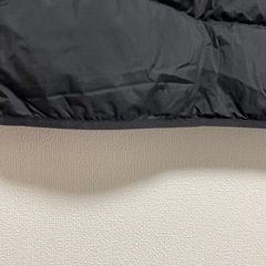 美品　ウルトラライトダウン 3Dカット Ｌサイズ　ユニクロの画像