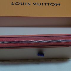 LOUIS VUITTON ルイヴィトン M60663ジッピーウォレット エピコライユ ピンク 長財布 エピレザー レディースの画像