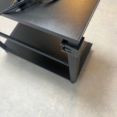 【高さ調節可能】コンセント付き棚の画像