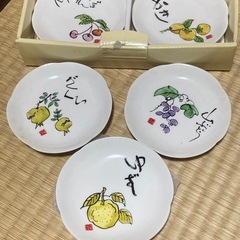 果物小皿5枚セット2箱の画像