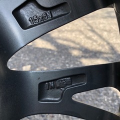 アルミスタッドレスタイヤ4本セットの画像