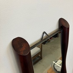 サ2511-114 壁掛け鏡 ルームミラー 木製 記念品 キズ汚れ有りの画像