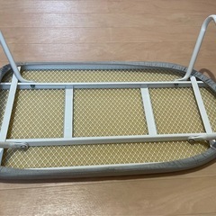 差し上げます アイロン台 折りたたみの画像