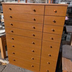 大特価! 苫小牧発 8段チェスト 整理タンス 洋服タンス 箪笥 木製 引き出しの画像