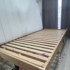 セミダブル　マットレス&ベッドフレームの画像