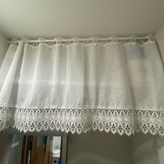 アイリスオーヤマ 突っ張り棚 カフェカーテンセット 幅65〜95cmの画像