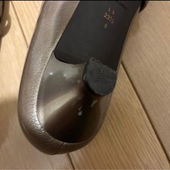 銀座かねまつ kanematsu ゴールド ローヒールパンプス ミススレンダーの画像