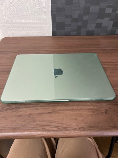 【内容必読】M2のMacBook（マックブック）売ります
