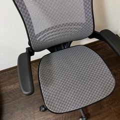 オフィスチェアの画像