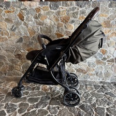 良品 Combi コンビ スゴカル ベビーカーの画像