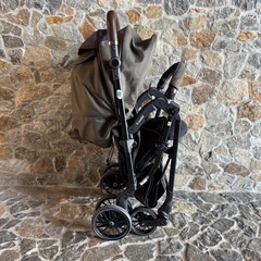 良品 Combi コンビ スゴカル ベビーカーの画像