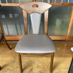 ダイニングチェアの画像