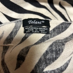 Tolani ★トラニ★パシュミナとシルクのゼブラ柄ストールの画像