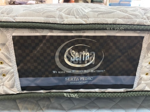 未使用セミダブルフランスベッドと未使用sertaマットレス