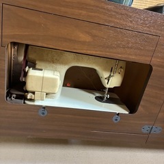 ジャノメミシン足踏みの画像