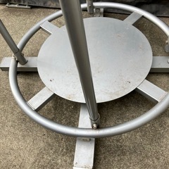 回転式ハンガーラックの画像