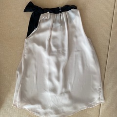 ノースリーブトップス美品の画像